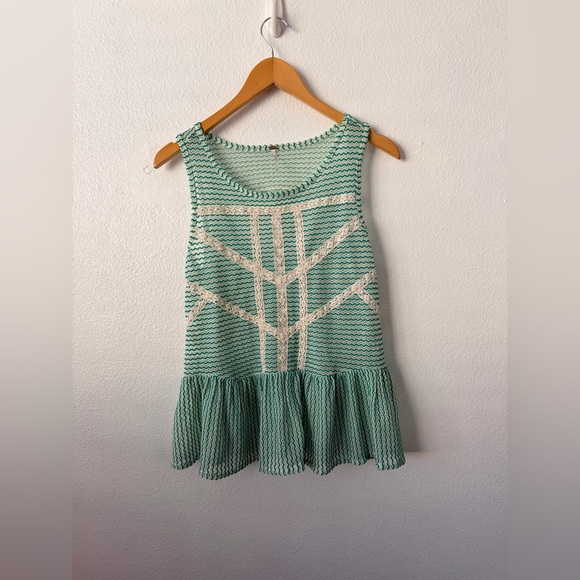 Free People Tops - Free People Crochet Lace Open Keyhole Back Ruffle Peplum Green Women's Medium M